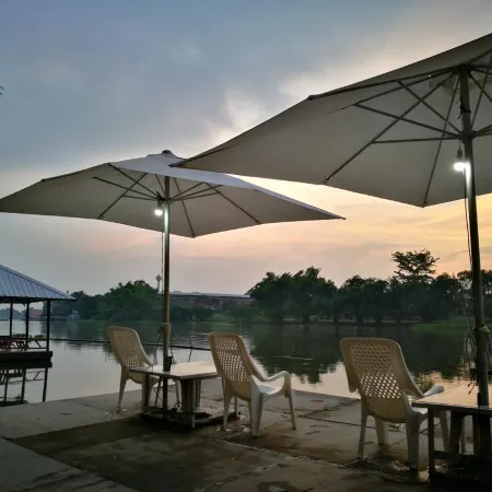 River Marina Resort