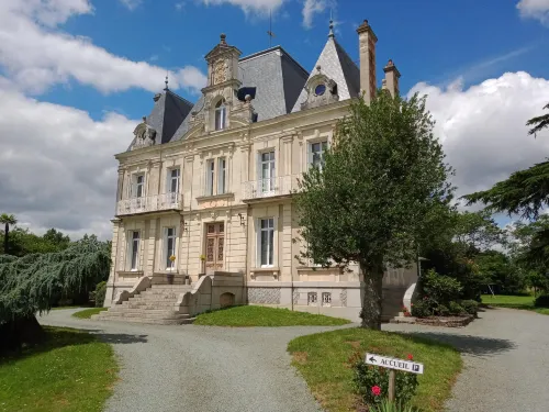 Chateau du Breuil Hotels in Montjean-sur-Loire
