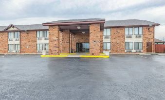 Red Lion Inn & Suites Pontoon Beach