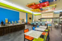 Quality Inn Atlanta Northeast I-85 Hotels in Chamblee