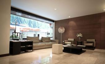 S33 Compact Sukhumvit Hotel