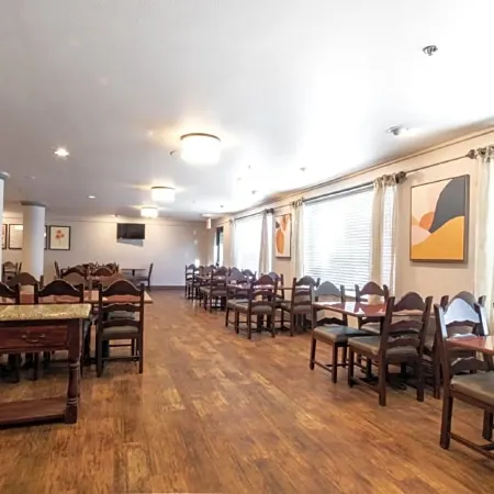 Oxford Suites Chico