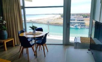 Ocean View Luxury Apartment & Suite