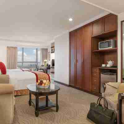 Discovery Suites Manila Philippines Rooms