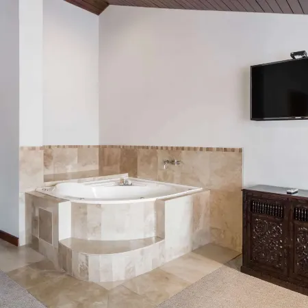 Wyndham Costa del Sol Cusco