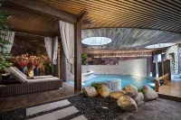 Ramada Guergou - Pools