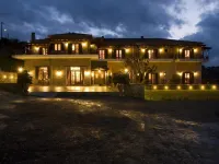 Dellas Boutique Hotel - Bjergudsigt
