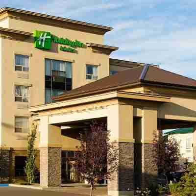 Holiday Inn & Suites Lloydminster Hotel Exterior