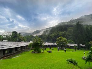 尼泊爾山居 - 比雷坦蒂