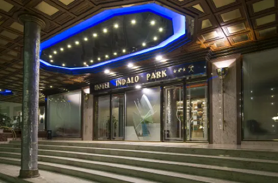 因達洛公園飯店