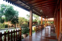 Arayanna Hotel & Resort