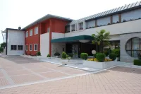 Hotel la Pergola فنادق في Cerro Veronese