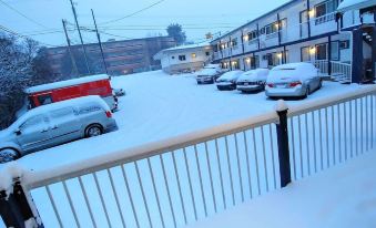 River Heights Motel