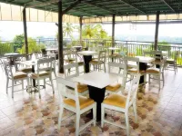 Leos Hotel