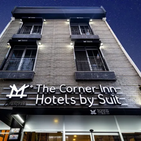 The Corner Inn Hotels by Suit