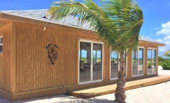 Paradise Beach - Lovers Hideaway