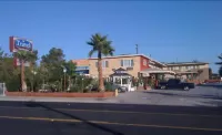 Travel Inn and Suites Hotel in zona Victorville station