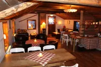 호텔 카롤리넨 아레 오레 시 호텔