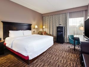 Hampton Inn & Suites Cleveland-Airport/Middleburg Heights