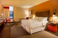 Four Points by Sheraton Saltillo Hotel berhampiran Centro Cultural Casa Purcell