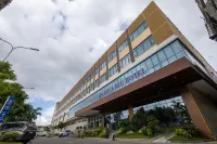 Lotus Blu Hotel Naga Các khách sạn gần UNIVERSITY OF NUEVA CACERES