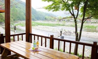 Bandi Hwangto Pension - Housity