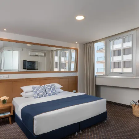 Embassy Hotel Tel Aviv Отели рядом с достопримечательностью «Яффа»