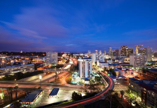 더 덱스트로 호텔 로비