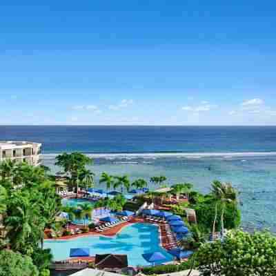 ヒルトン グアム リゾート アンド スパ Hotel Exterior