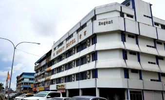 1. Regent H..