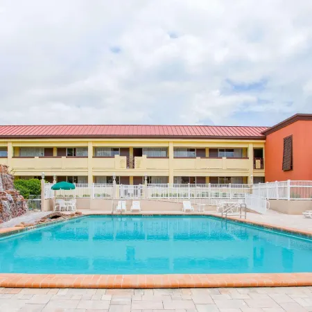 Days Inn by Wyndham Brooksville/Dade City