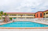 Days Inn by Wyndham Brooksville/Dade City - Pools