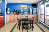 Days Inn by Wyndham Bastrop
