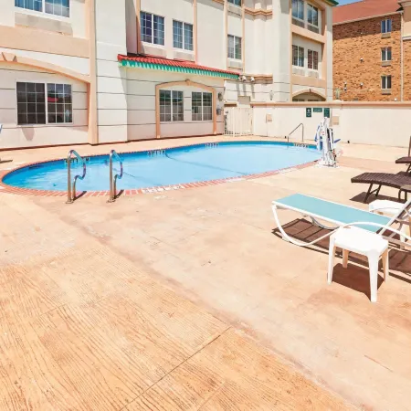 La Quinta Inn & Suites by Wyndham Corpus Christi Airport