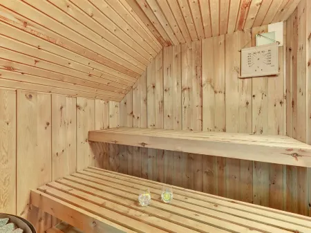 "Wulfhild" - 800m from the Sea