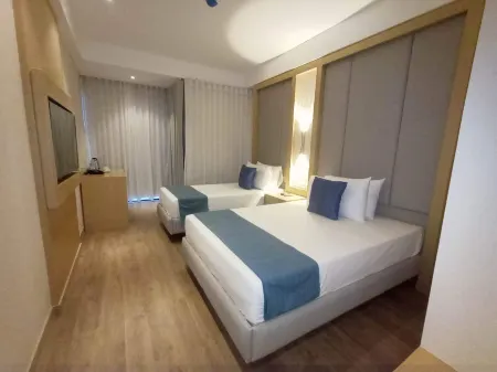 Jamins Hotel Отели в г. Аклан