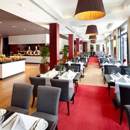 Parkhotel Stuttgart Messe-Airport Отели рядом с достопримечательностью «Плининген»