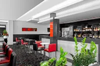 Mantra Melbourne Airport - bars