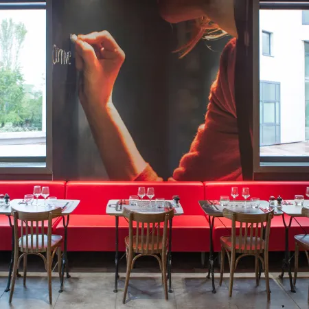 Ibis Barcelona Santa Coloma Отели рядом с достопримечательностью «Ноу-Баррис»