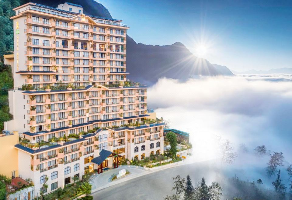 KK Sapa Hotel 5 star terraced valley view luxury resort
