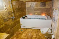 Cappadocia Cave House - Hot Tub
