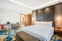 Swiss-Belhotel Cendrawasih, Biak Hotel a Ambroben