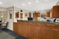 Super 8 by Wyndham Washington Hotel a Union