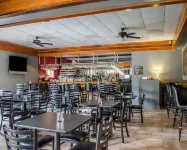Quality Inn & Suites Pensacola Bayview
