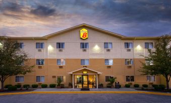 Super 8 by Wyndham Cromwell/Middletown