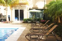 Best Western Plus Los Mochis - ที่มีสระว่ายน้ำ