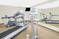 Baymont by Wyndham Greenville - Gym