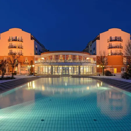 The Monarch Hotel