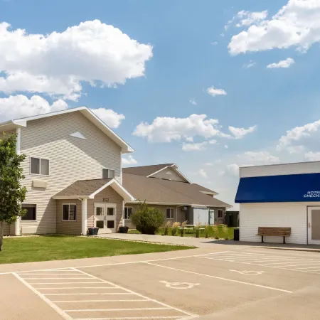 Travelodge by Wyndham Bill WY Thunder Basin Ntl Grassland