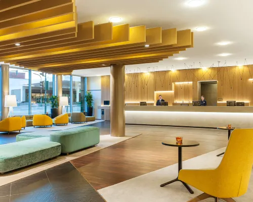 Hotel NH Düsseldorf City Nord Hotels near Grafenberg